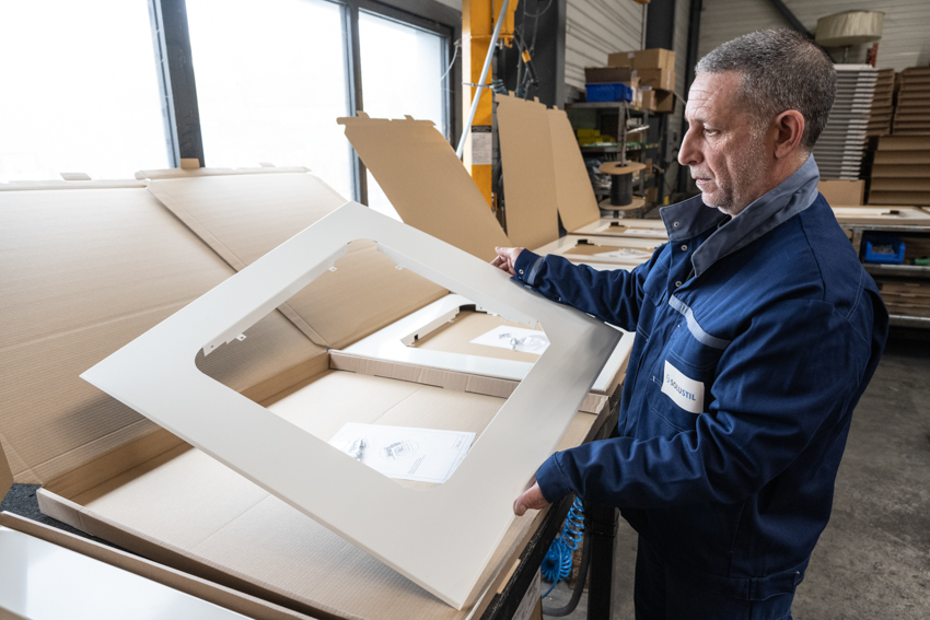 photo industrielle d'un emballage Arnas